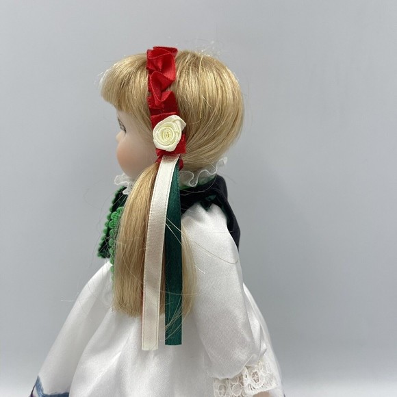 Royalton Porcelain Doll 1998 Wanda Storybook Doll Hand Painted Poland 10 Inches - Picture 12 of 16